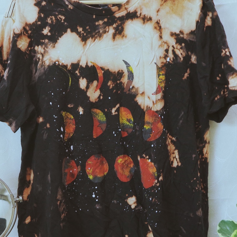 Grunge AcidWash Moonphases Shirt - Picture 2 of 3